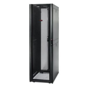 APC AR3100 NetShelter SX 42U 600mm(b) x 1070mm(d) 19" IT rack, behuizing met zijpanelen, zwart